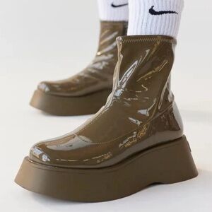 Circus NY Garland Platform Boots
Size 8.5